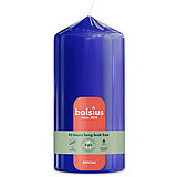 Eine Stumpenkerze Special Essentials Ultra Gloss in der Farbe Majorelle Blau mit der Größe 130/68 mm